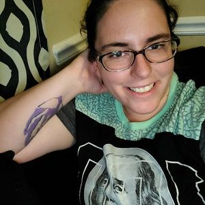 Meet your Posher, Kayla